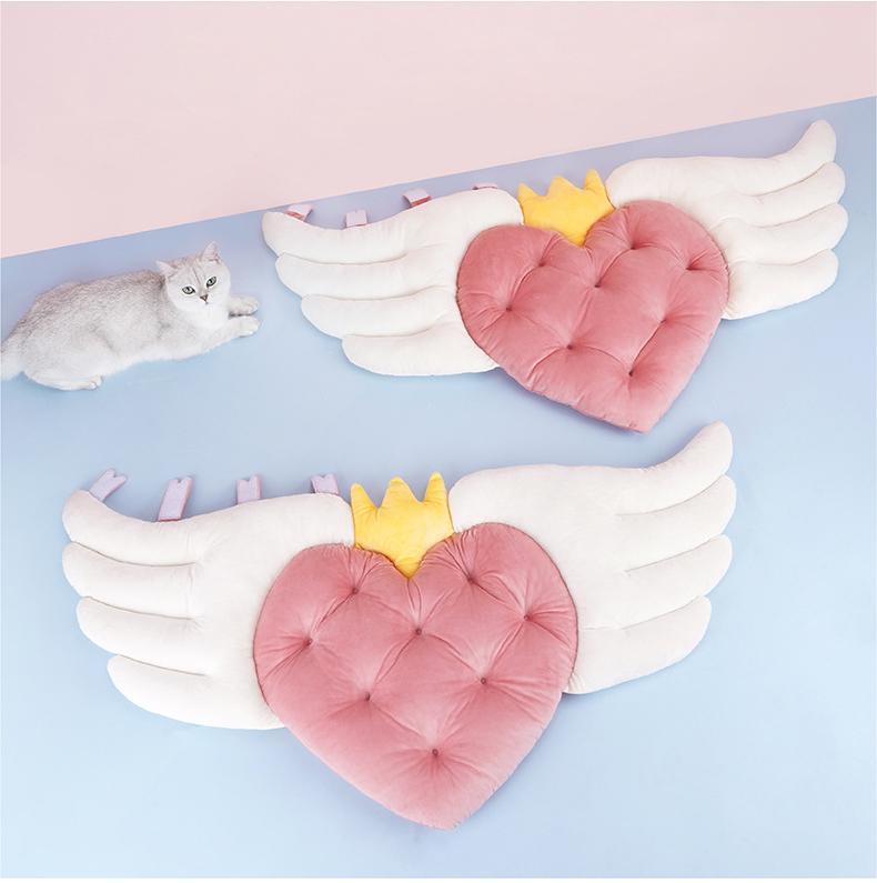 Angel Wings 2-in-1 Pet Bed